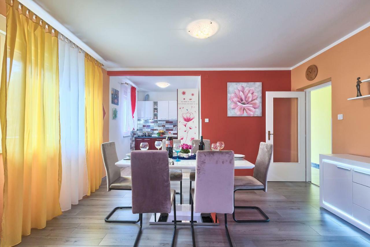 Apartman Modry Pula Exteriér fotografie